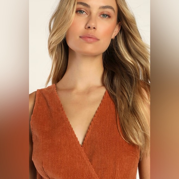NWOT LULUS Absolutely Cute Rust Orange Corduroy Faux-Wrap Skort Romper - Picture 3 of 8